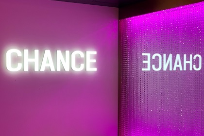 LUXURY BAR CHANCE(チャンス)